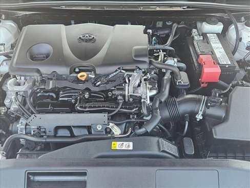 Used 2019 Toyota Camry LE image 22