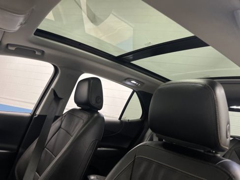 Used 2021 Chevrolet Equinox LT image 7
