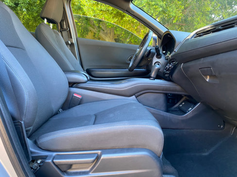 Used 2019 Honda HR-V Sport image 43