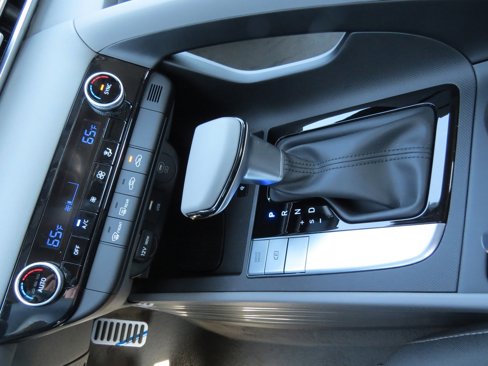 New 2025 Hyundai Elantra Sport image 14