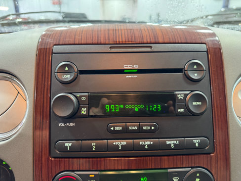 Used 2006 Ford F150 Lariat image 32