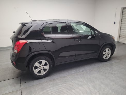 Used 2020 Chevrolet Trax LS w/ Tint and Cruise Package image 10