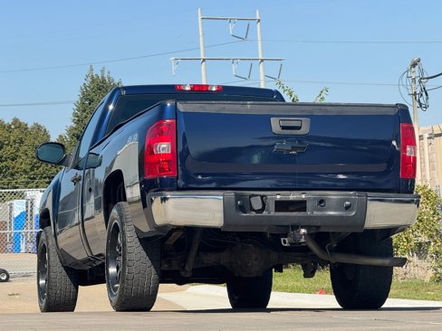 Used 2010 Chevrolet Silverado 1500 W/T image 11