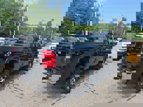 Used 2013 Chevrolet Silverado 2500 W/T w/ Snow Plow Prep Package image 5