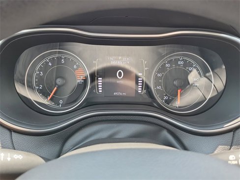 Used 2019 Jeep Cherokee Latitude w/ Popular Appearance Group image 11