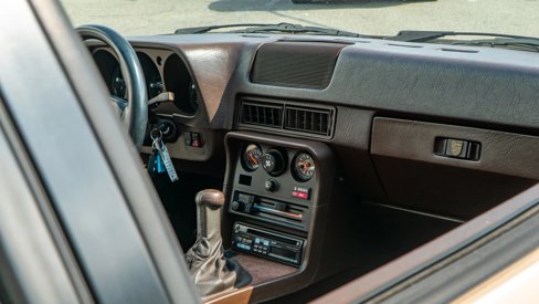 Used 1988 Porsche 924 S image 84