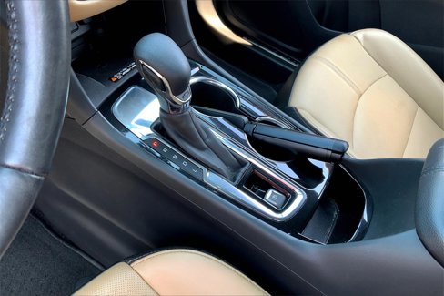 Used 2022 Chevrolet Equinox Premier image 18