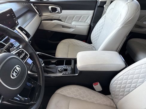 Used 2021 Kia Sorento SX image 26