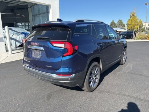 Used 2022 GMC Terrain SLT w/ LPO, Floor Liner Package image 5