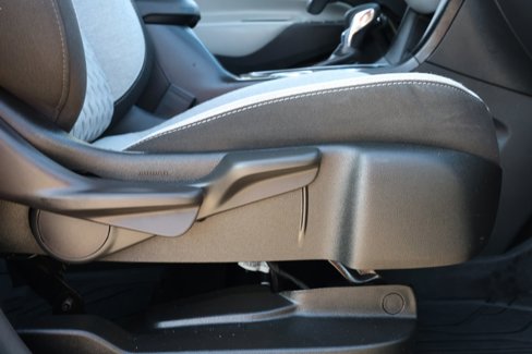 Used 2023 Chevrolet Equinox LT w/ LPO, Floor Liner Package image 28