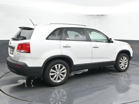 Used 2011 Kia Sorento EX w/ Premium Pkg image 9
