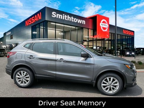 Certified 2022 Nissan Rogue Sport SV image 6
