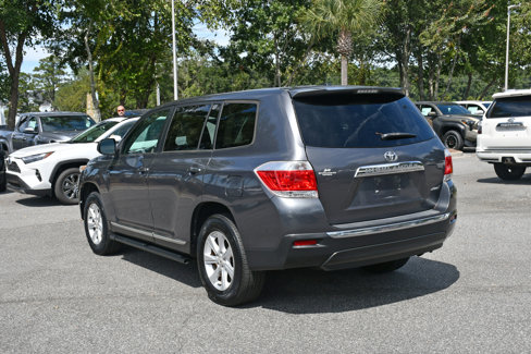 Used 2011 Toyota Highlander SE image 3