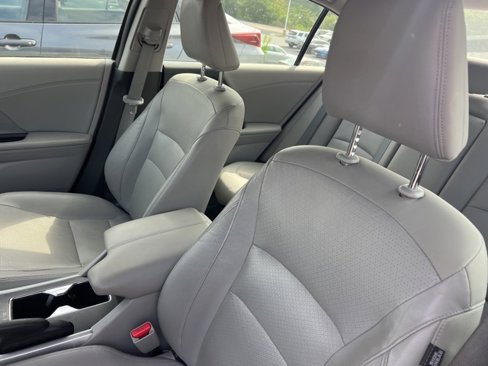 Used 2013 Honda Accord EX-L image 9