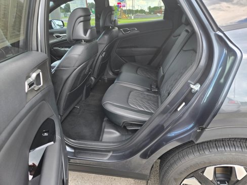 Used 2023 Kia Sportage X-Line w/ X-Line Premium Package image 8