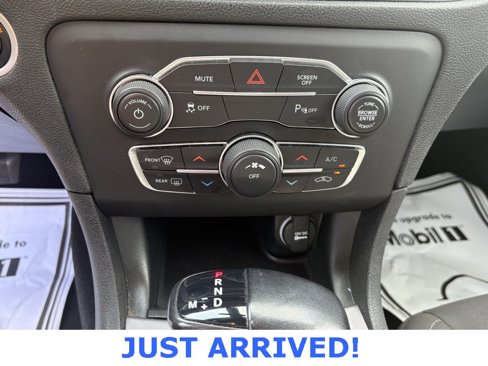 Used 2023 Dodge Charger SXT image 13