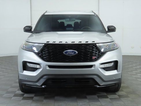 Used 2020 Ford Explorer ST w/ ST Street Pack image 2