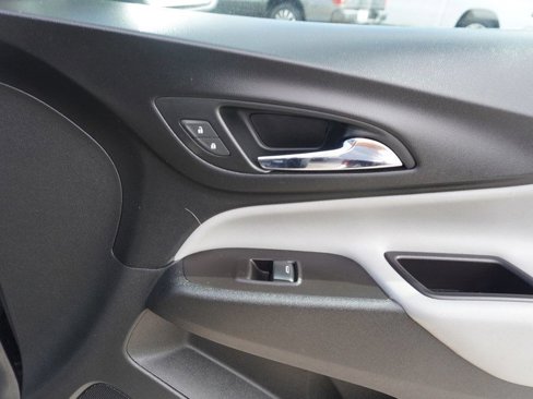 Used 2022 Chevrolet Equinox LT image 15