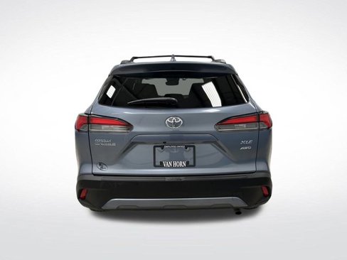 Used 2024 Toyota Corolla Cross XLE w/ Convenience Package image 14