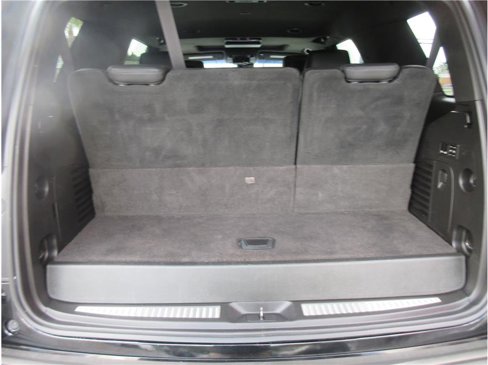 Used 2017 Cadillac Escalade Platinum image 33