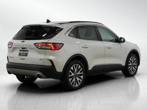 Used 2020 Ford Escape Titanium w/ Titanium Premium Package 2.0 image 5