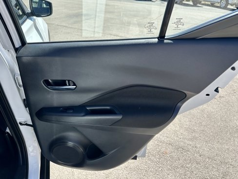 Used 2021 Nissan Kicks SV image 29