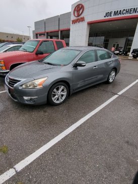 Used 2015 Nissan Altima 2.5 SL image 1