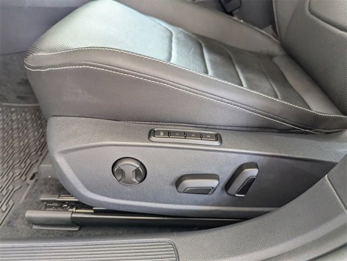 Certified 2024 Volkswagen Jetta SEL image 13