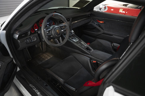 Used 2016 Porsche 911 GT3 RS image 21