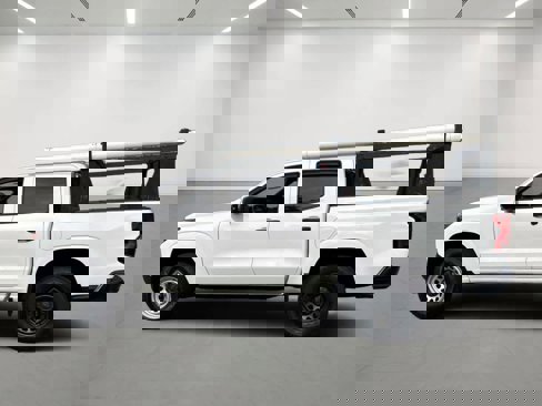 Used 2023 Chevrolet Colorado W/T w/ WT Convenience Package image 2