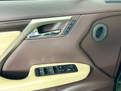 Used 2020 Lexus RX 350 FWD w/ Luxury Package image 18