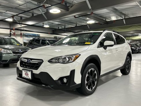 Certified 2023 Subaru Crosstrek 2.0i Premium image 5