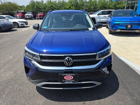 Used 2024 Volkswagen Taos S image 2