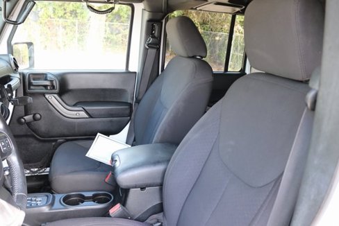 Used 2015 Jeep Wrangler Unlimited Sport w/ Max Tow Package image 12