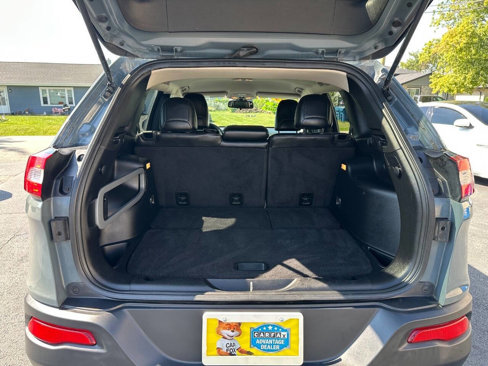 Used 2014 Jeep Cherokee Trailhawk w/ Leather Interior Group image 9