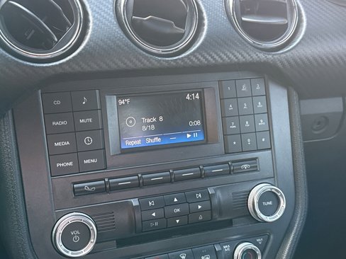 Used 2017 Ford Mustang Coupe image 29