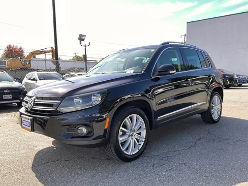 Used 2012 Volkswagen Tiguan SE image 4