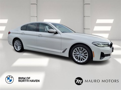 Certified 2022 BMW 530i xDrive w/ Premium Package image 1