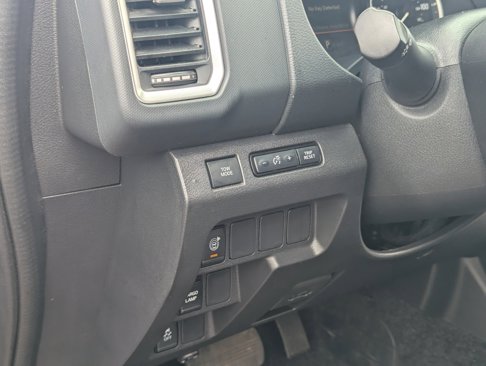 Used 2022 Nissan Frontier SV w/ Technology Package image 21