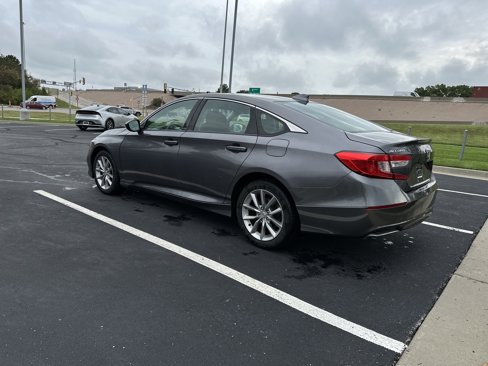 Used 2021 Honda Accord LX image 8