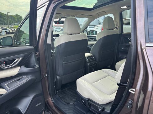 Used 2021 Subaru Ascent Limited w/ Technology Package image 34