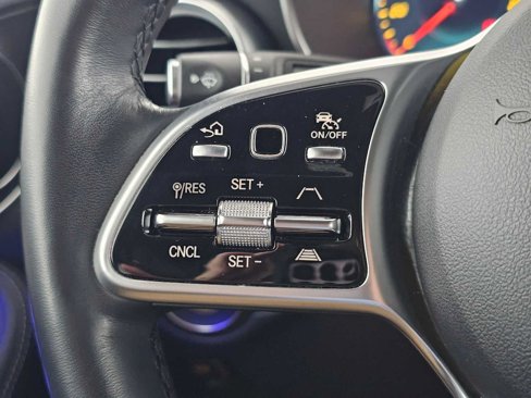 Used 2022 Mercedes-Benz GLC 300 4MATIC w/ AMG Line image 29