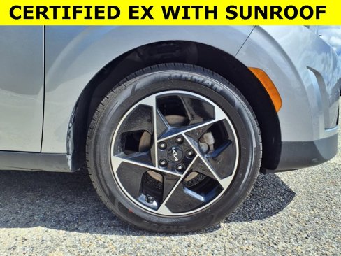 Used 2023 Kia Soul EX image 7
