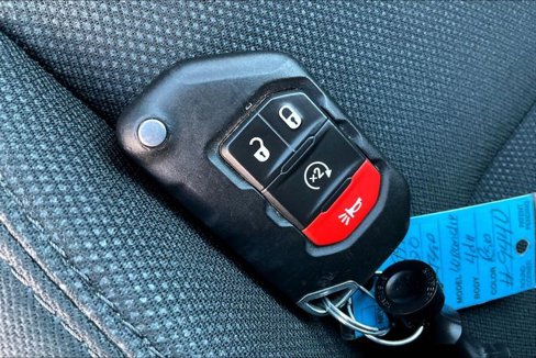 Used 2020 Jeep Wrangler Unlimited Sport image 27