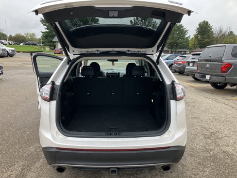 Used 2018 Ford Edge SEL w/ Equipment Group 201A image 17