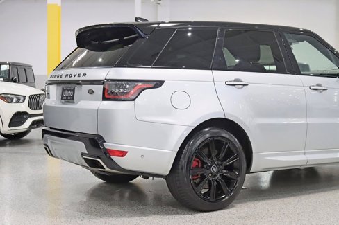 Used 2020 Land Rover Range Rover Sport HST image 10