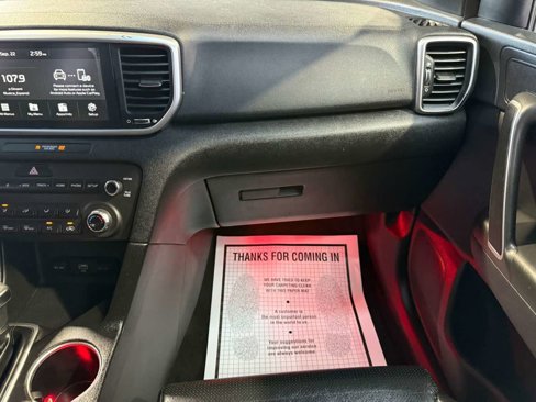 Used 2020 Kia Sportage S image 25