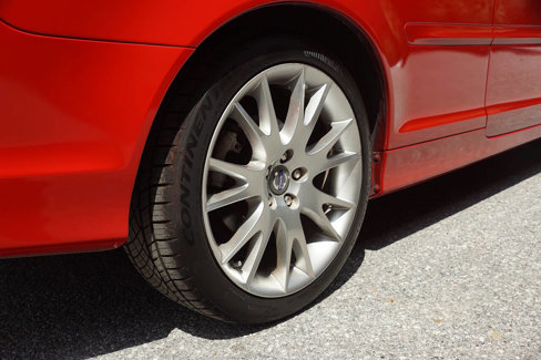 Used 2008 Volvo C70 T5 image 16