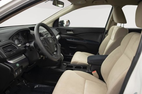 Used 2016 Honda CR-V LX image 2