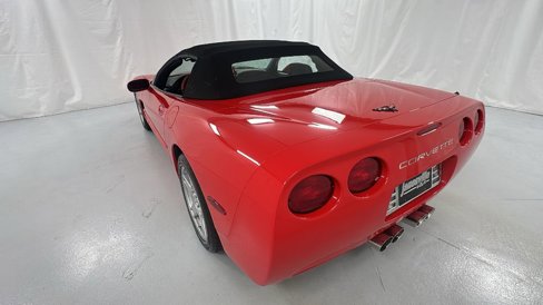 Used 1998 Chevrolet Corvette Convertible w/ Memory Pkg image 5